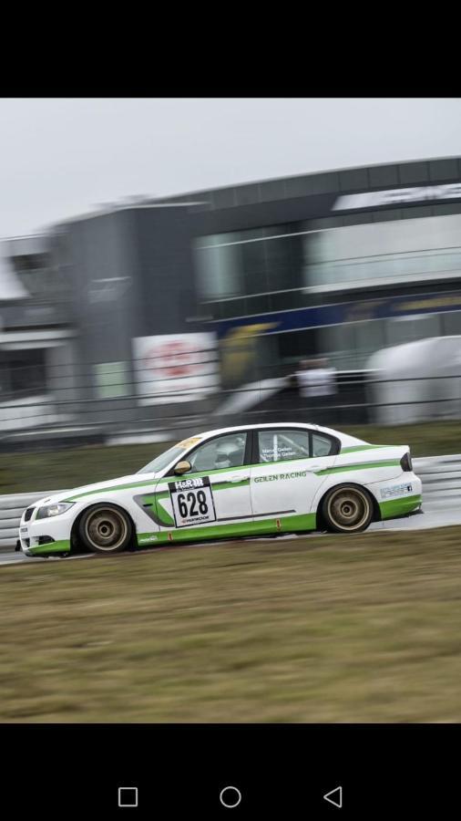 Bulldog Racing Home Rodder Eksteriør bilde